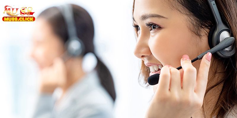 Hotline là hình thức liên hệ quen thuộc, được ưa chuộng bởi tính tiện lợi